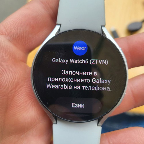 Samsung Galaxy Watch 6 like new smart watch with AMOLED display