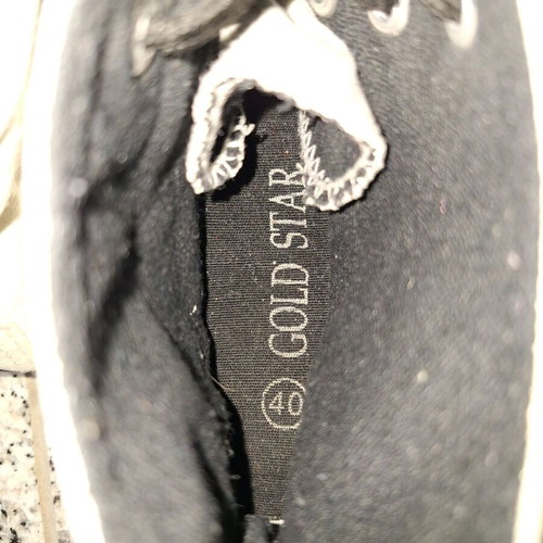 White GoldStar sneakers size 40 used in good condition
