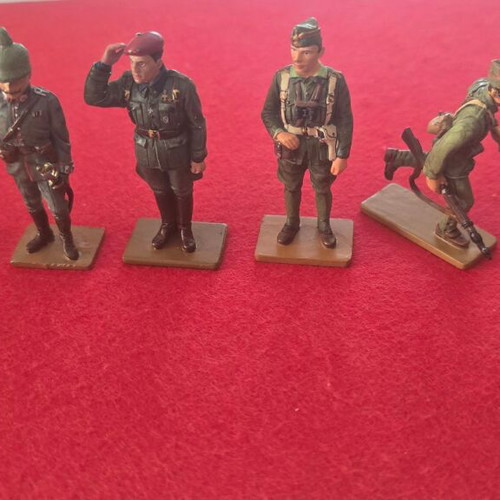 Del Prado lead soldiers pack of 6 like new