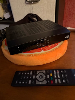 Αποκωδικοποιητής TV μεταχειρισμένος με τηλεχειριστήριο