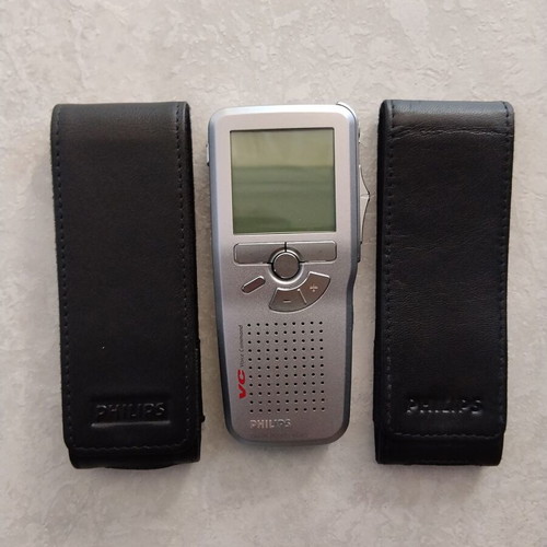 Philips LFH 9620 voice recorder with 4GB memory card and two cases