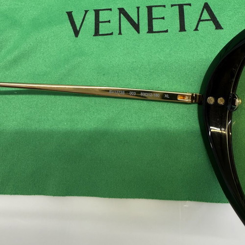 Bottega Veneta Aviator Sunglasses yellow, like new