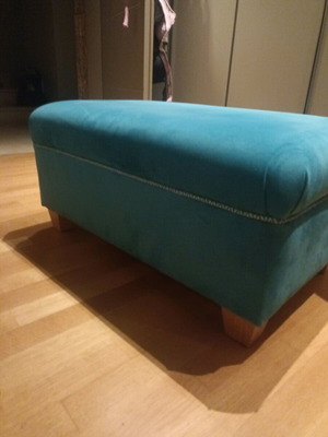 Stool like new 50×80 height 40