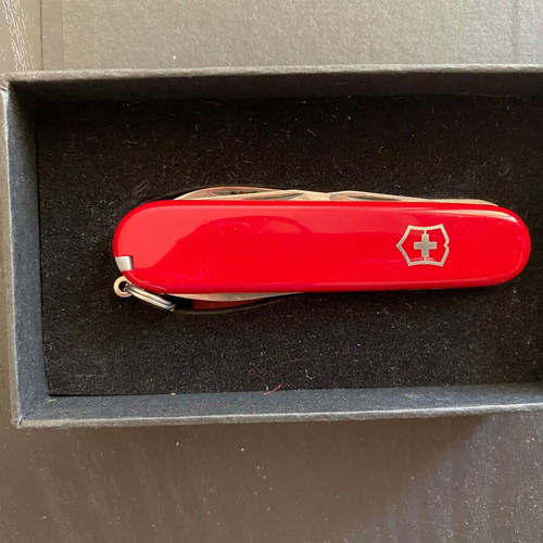 Victorinox pocket knife with 8 tools new