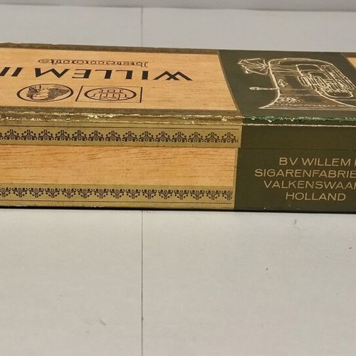 Vintage Willem II harmonie paper cigar box used