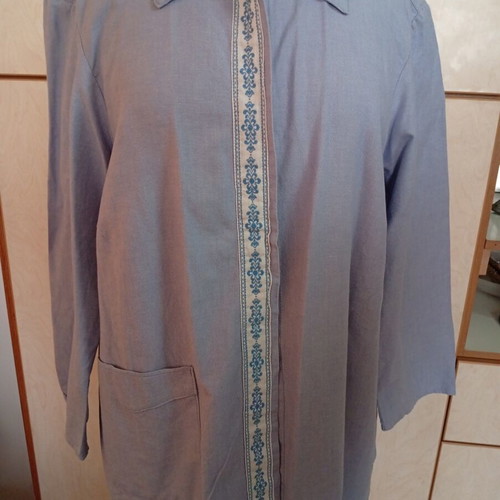Shirts light blue with tressa embroidery Italian XL like new