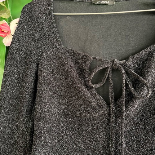 Black long sleeve top with chest tie like new, size L