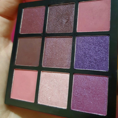 Lovely eyeshadow like new