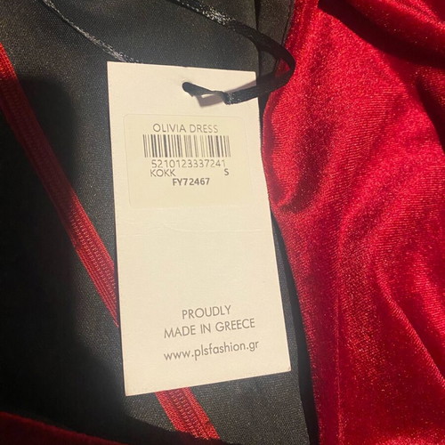 Forever Young red velvet dress new, small