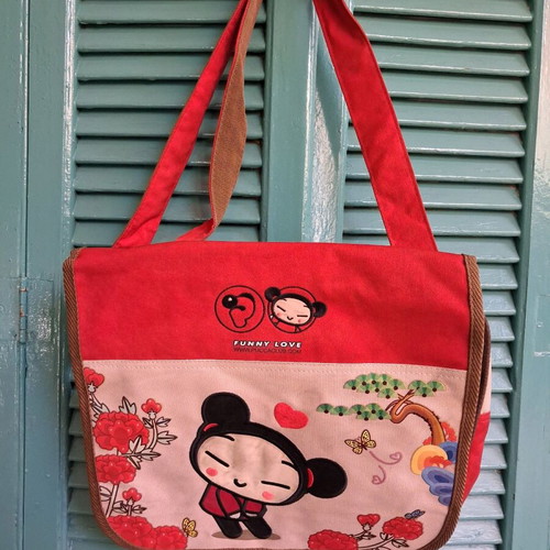 Pucca Funny Love Messenger Bag new, 00s retro style