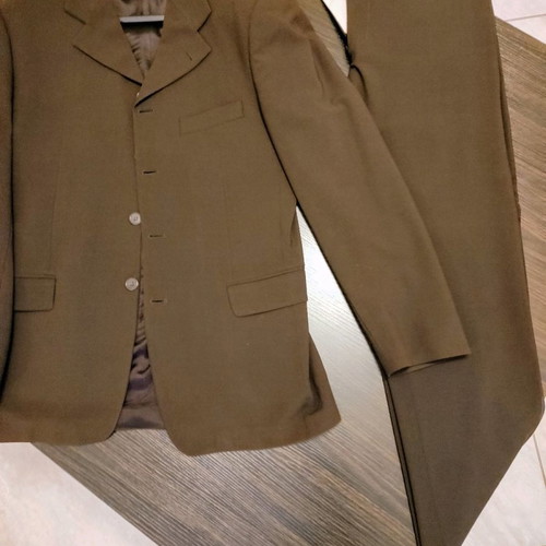 Figlio d' Angelo suit used, size Large, brown