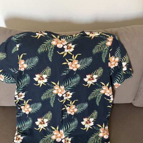 Jack & Jones T-shirt beachwear multicolor size M like new