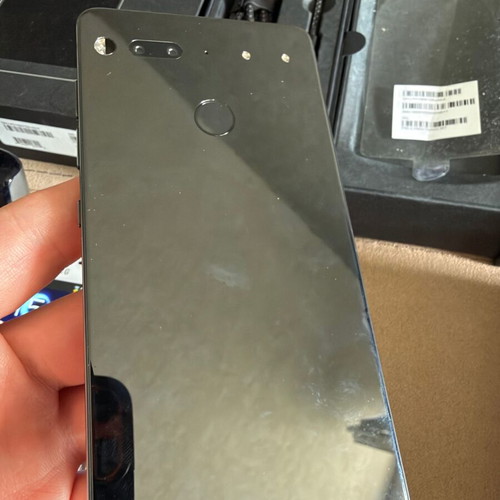 Essential Phone PH-1, Leeco x620, Samsung Galaxy Note SHV-E160S and iPhone 5c set