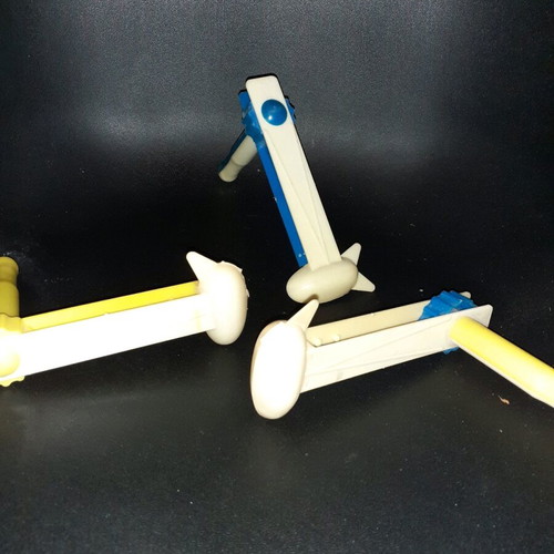 Trakatroukas new, set of 3 spinning noise-making toys