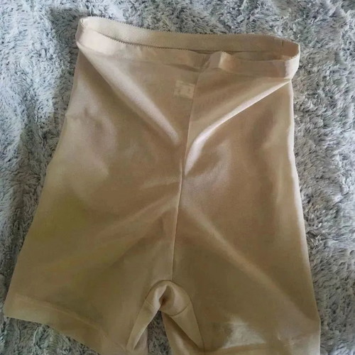 XXL Maternity Corset like new, beige, mid body support with leg Design Veronique