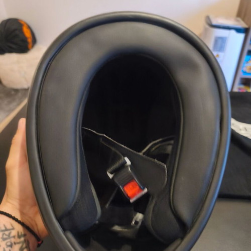 OSBE motorcycle helmet small, used
