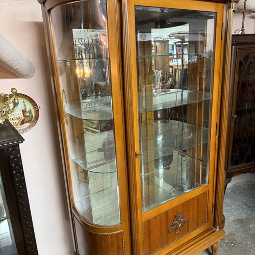 Solid walnut display cabinet like new with three shelves
