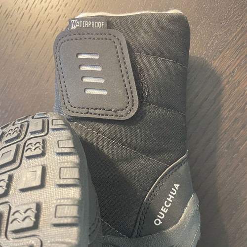 Children's boots size 27 unused, black with Velcro
