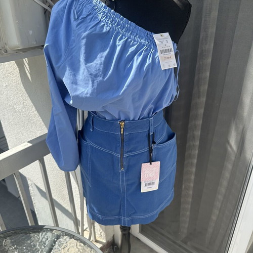 Oysho blouse new, size M, blue