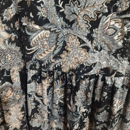 Madame Shou Shou dress like new, black, long sleeve, large to xlarge