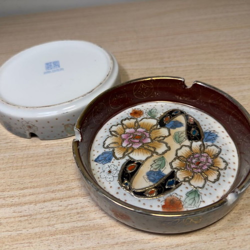 Satsuma ashtrays handmade used, Japanese style
