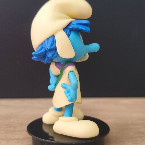 Smurfette figure from 2017 like new