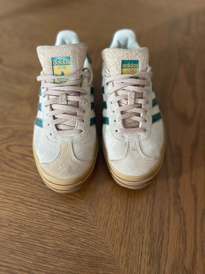 Adidas Originals Gazelle Bold sneakers like new, size 38.5, beige and green