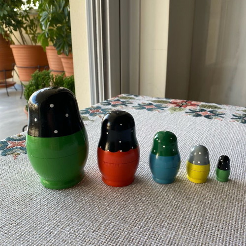 Matryoshka doll collectible like new, set of 5 with unique costumes