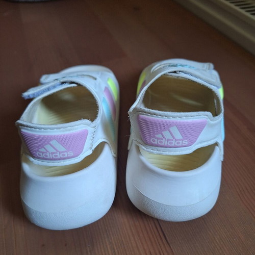 Adidas children's sandals size 25 used, white multicolor