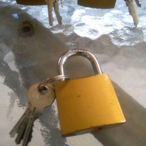 Hardened padlocks with 3 keys, pack of 10, new