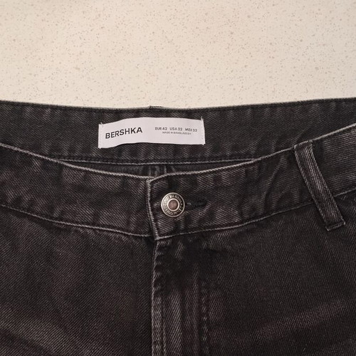 Bershka men's grey bermuda shorts new, size L