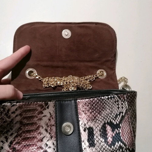 Women's bag like new, artistic design