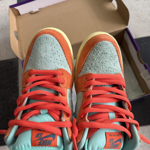 Nike SB Dunk Color Theory - Noise Aqua sneakers, size 42.5