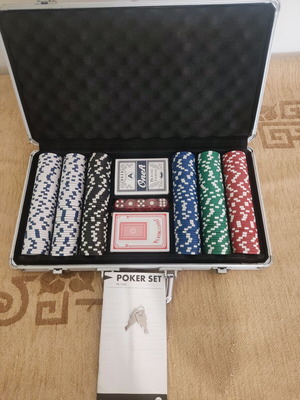 Poker set PK 1300 με 300 μάρκες, σαν καινούργιο