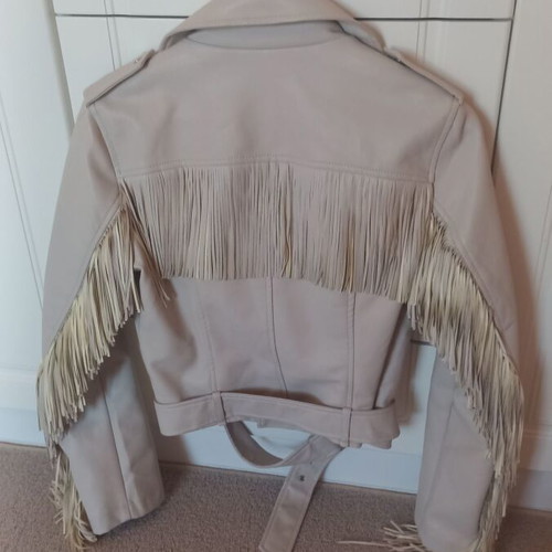 Women's jacket beige size L like new with side zipper and fringes