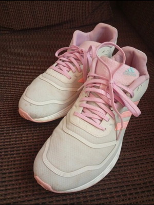 Adidas kids athletic shoes used, size 40, gray and pink