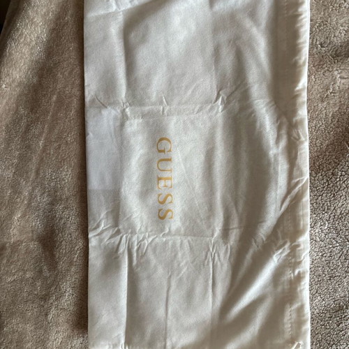 Guess dust bag new, white and beige