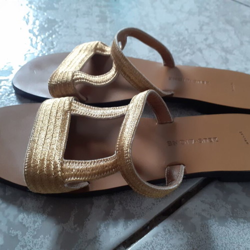Zeus+Dione sandals size 38 like new beige and gold