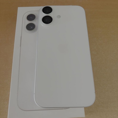 Apple iPhone 17 256GB white like new