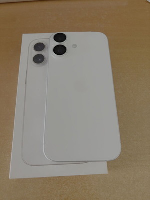 Apple iPhone 17 256GB white like new