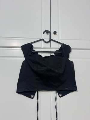 Toi&Moi black crop top like new, size L