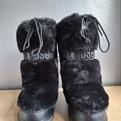 Love Moschino women's boots new, black, size 38