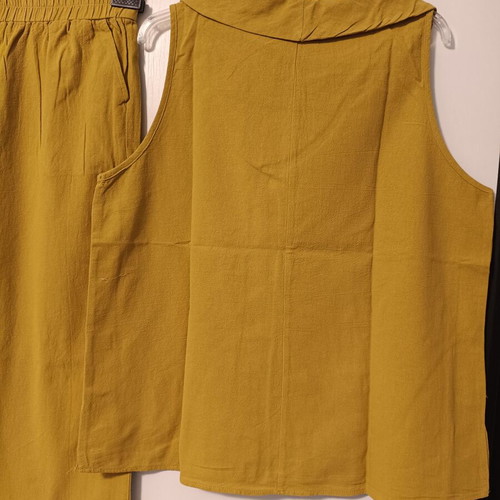 Women's linen set like new, mustard yellow top and pants
