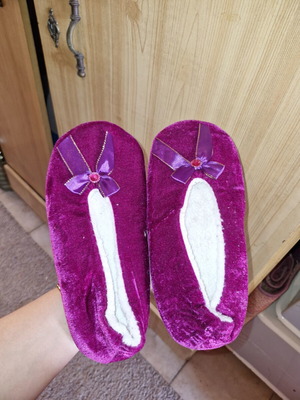 Winter Home Slippers size 37 new, purple