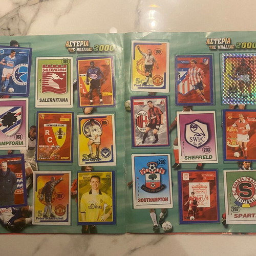 Sticker Album Asteria tis Ballas 2000 used, completed 297 of 300