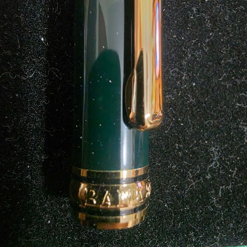 Bankers pen new in velvet case promotional Vega Voyages