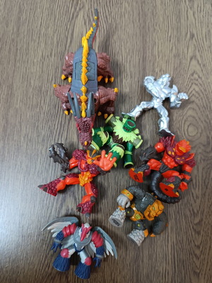 Gormiti 1st generation figures used, pack