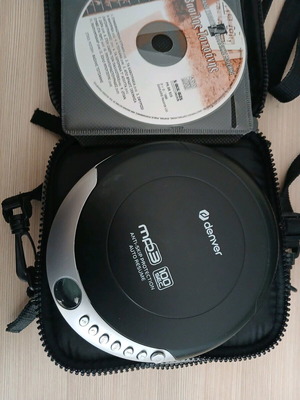 DVD Player with Carrying Case and CD Holders new