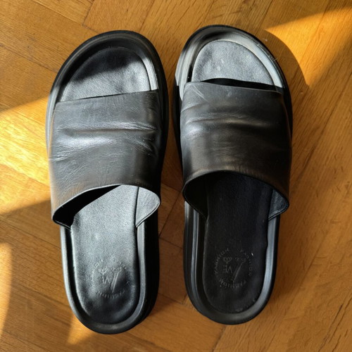 Classic Black Genuine Leather Slide Sandals used, sizes 38-39