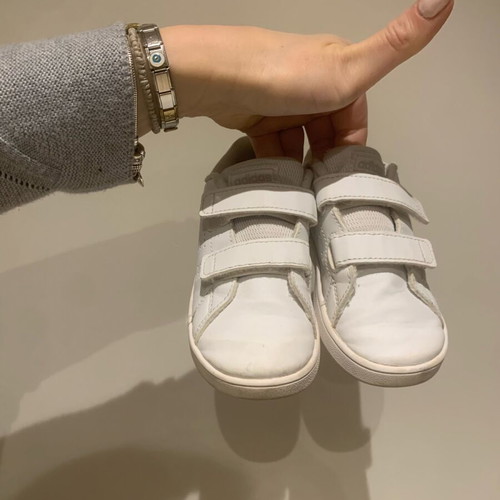 Adidas girls' sneakers size 25 like new, white